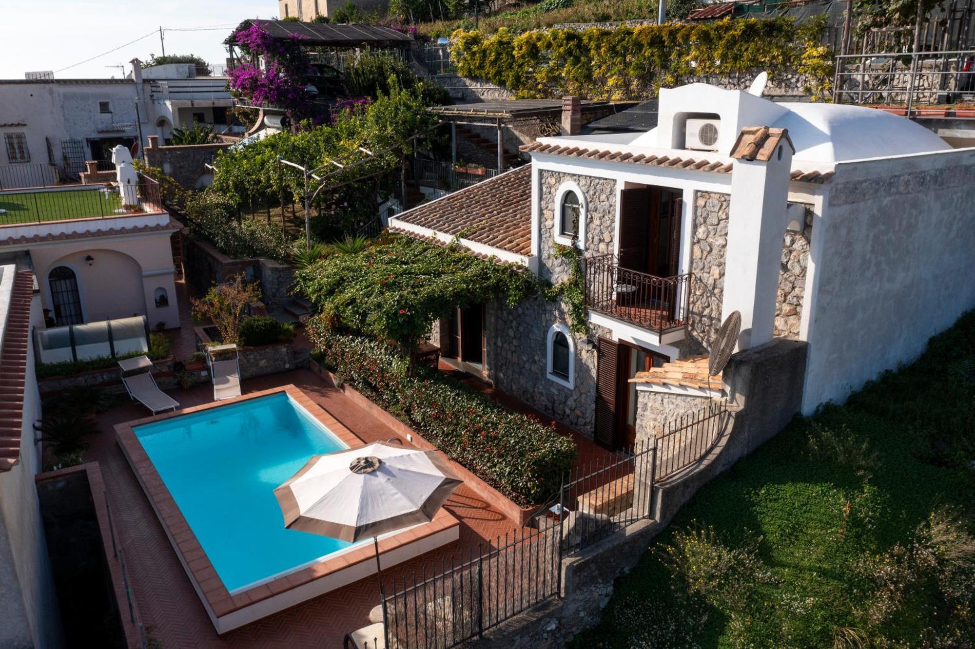 Villa Miramare, Piscina E Parcheggio A Conca Dei Marini Exterior foto